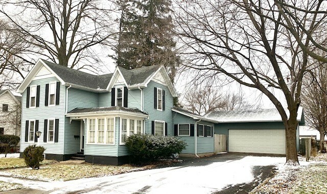 Property Photo: 415 Edward Street IL 60178