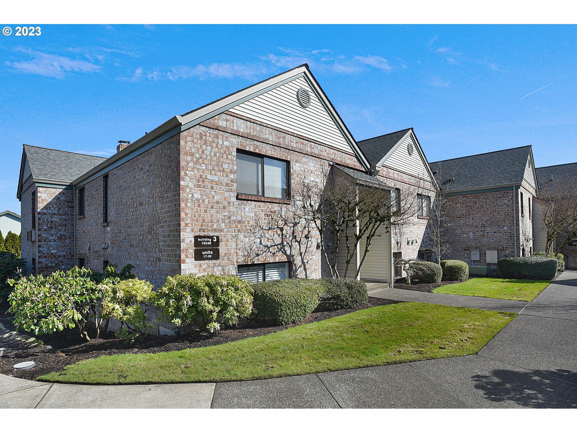 16248 SW 130th Ter 18  Portland OR 97224 photo
