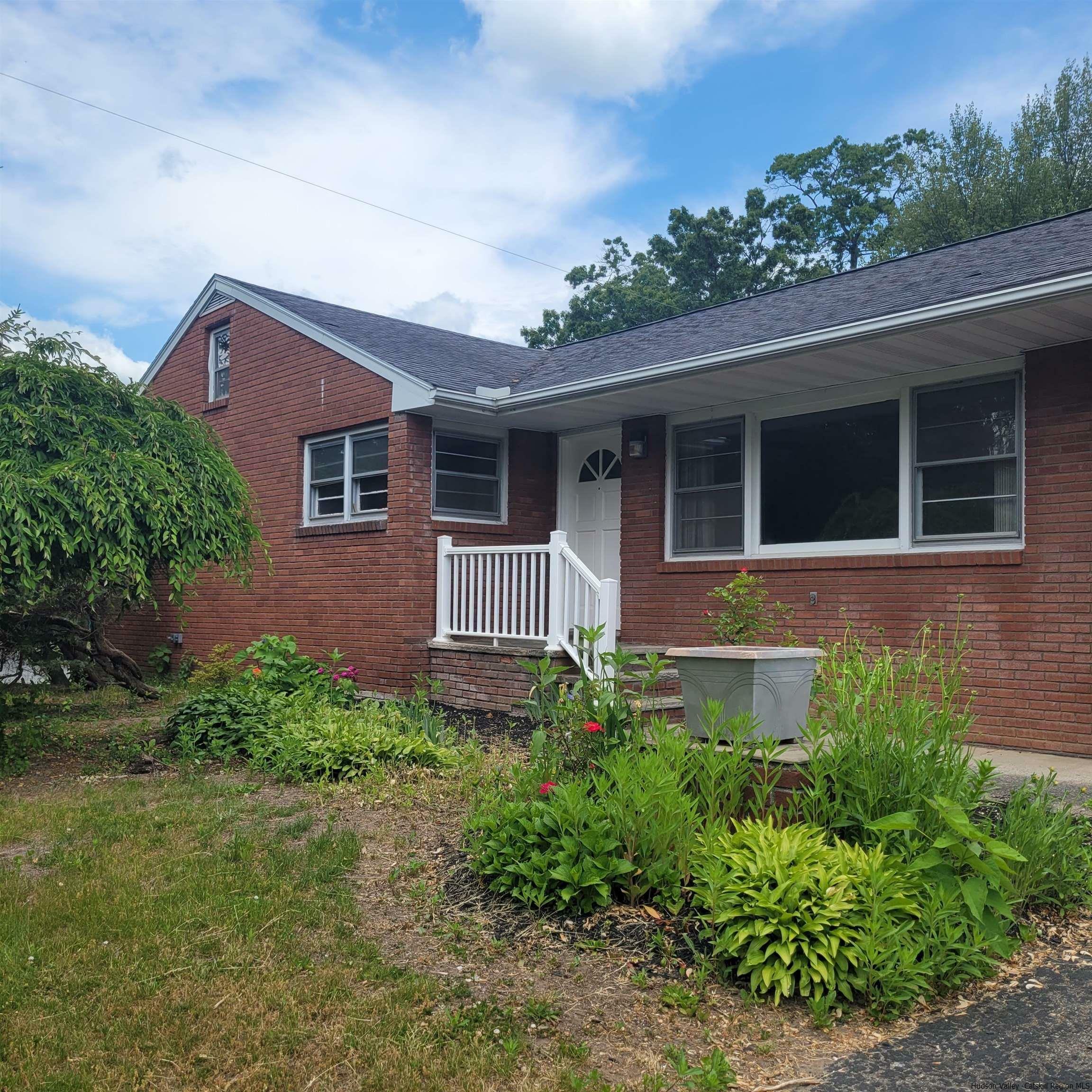 Property Photo:  17 Seyler  NY 12477 