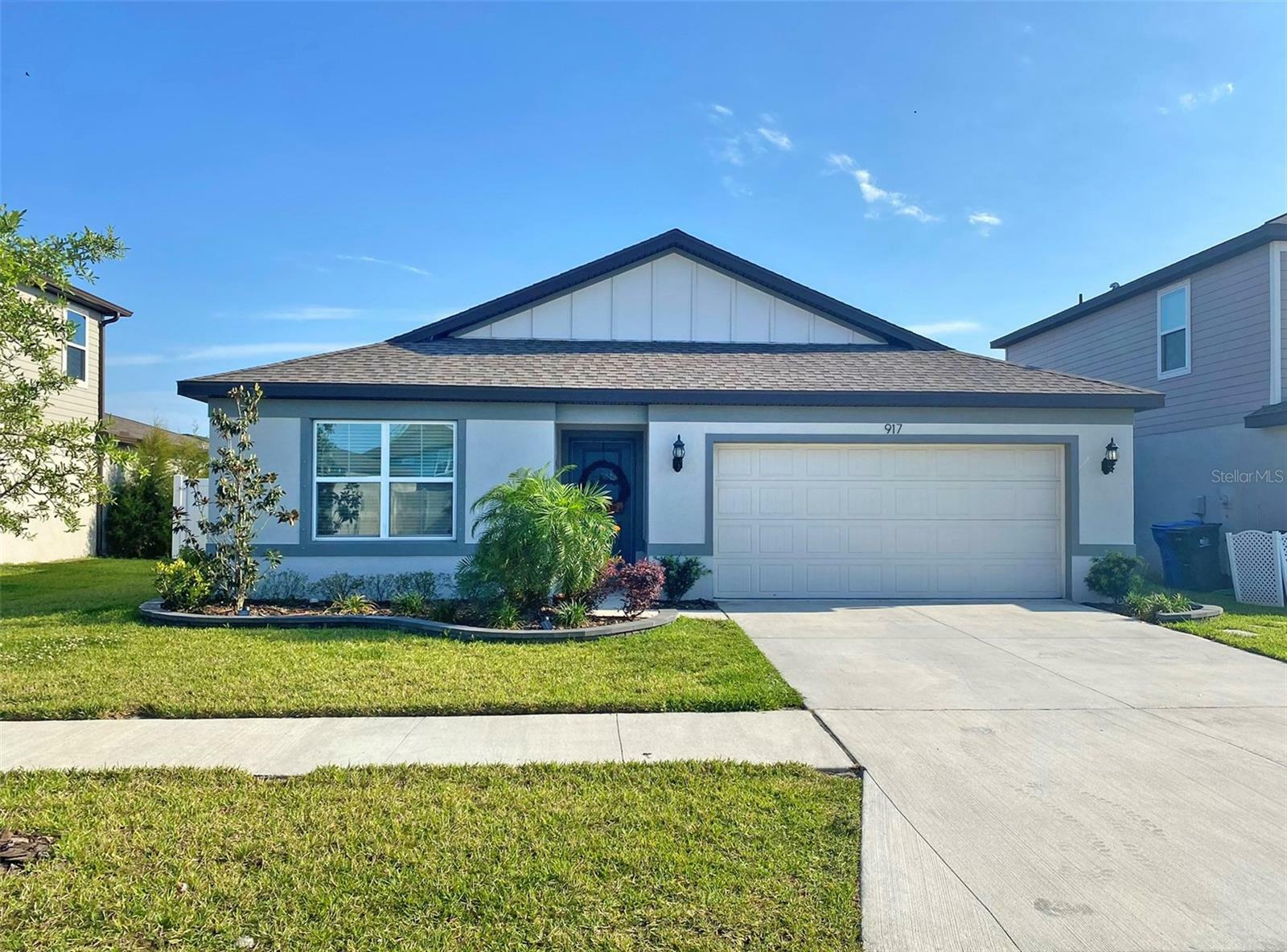 Property Photo:  917 Tidal Rock Avenue  FL 33570 