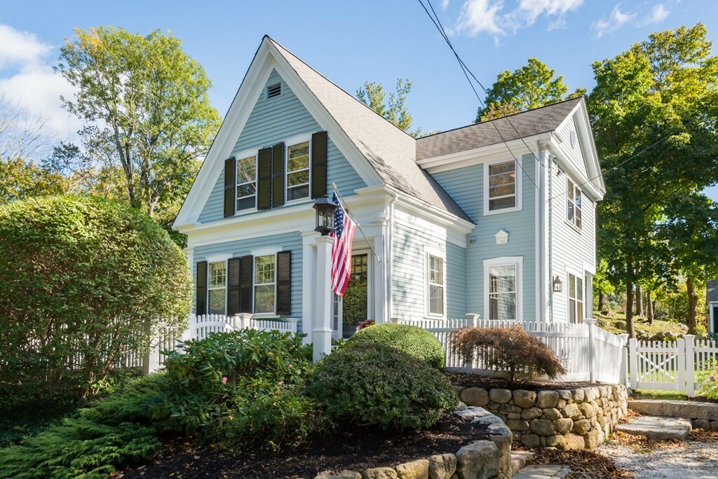 Property Photo: 380 Beechwood St MA 02025