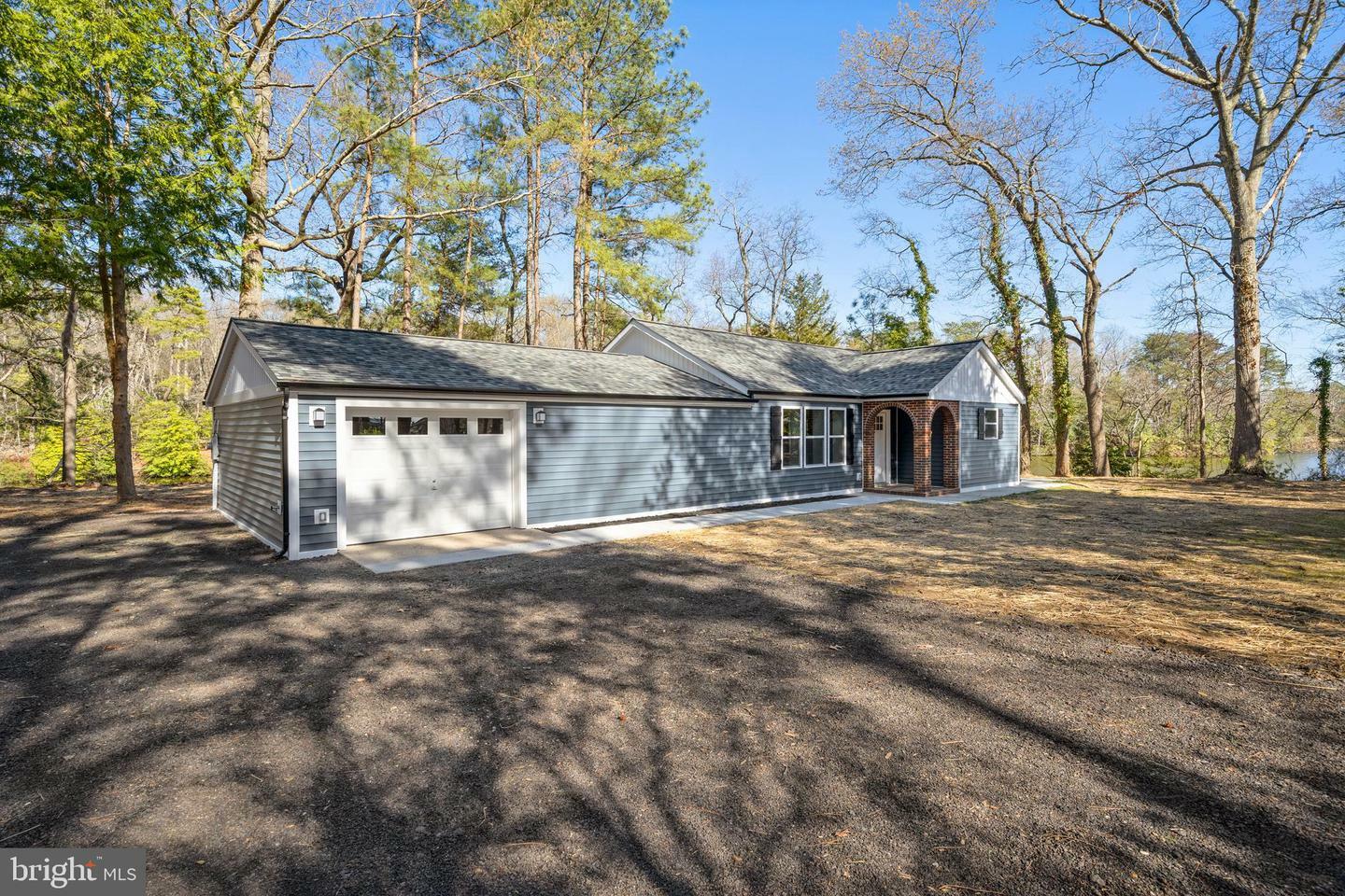 Property Photo:  19112 Lake Drive  MD 20650 