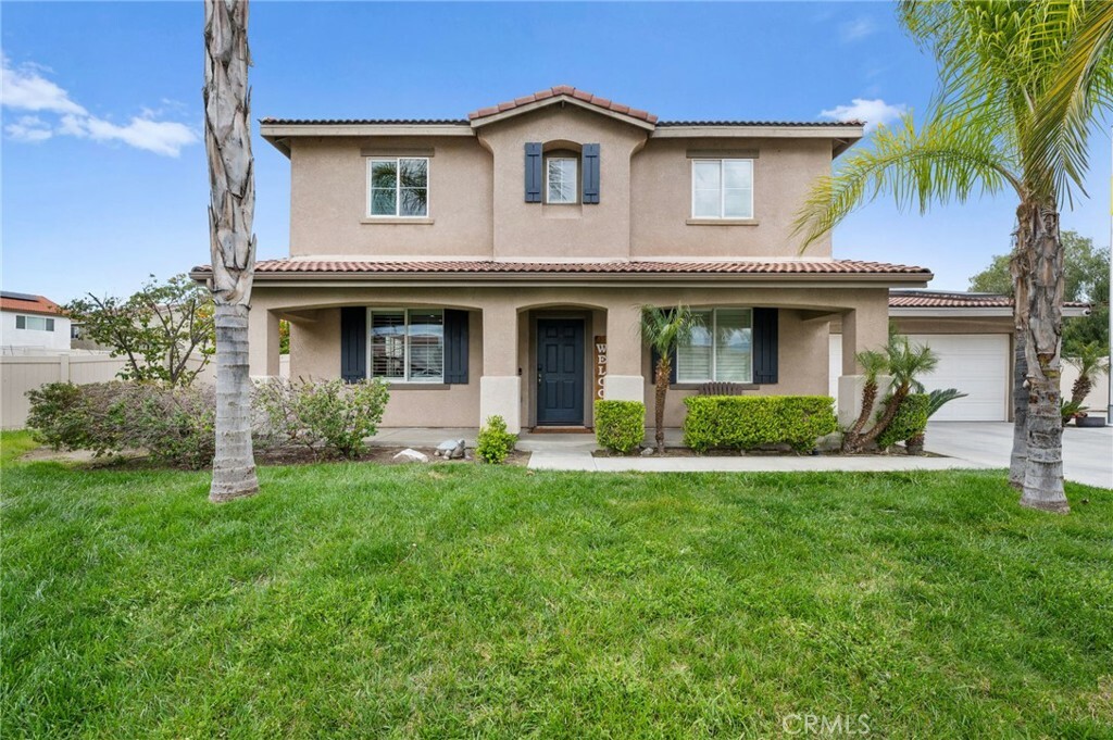 Property Photo:  1462 Willowstone Court  CA 92582 