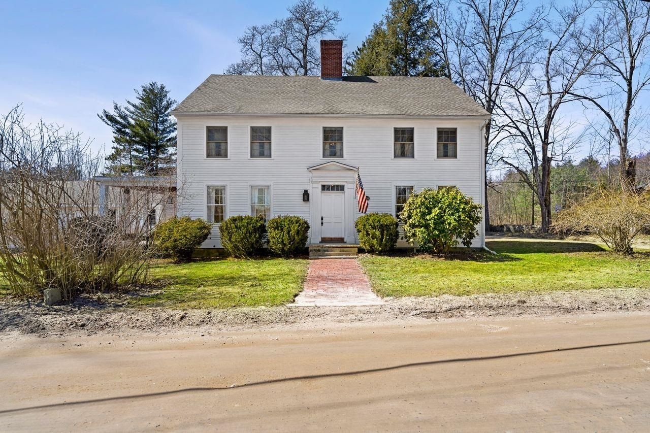 Property Photo:  103 N Pepperell Road  NH 03049 