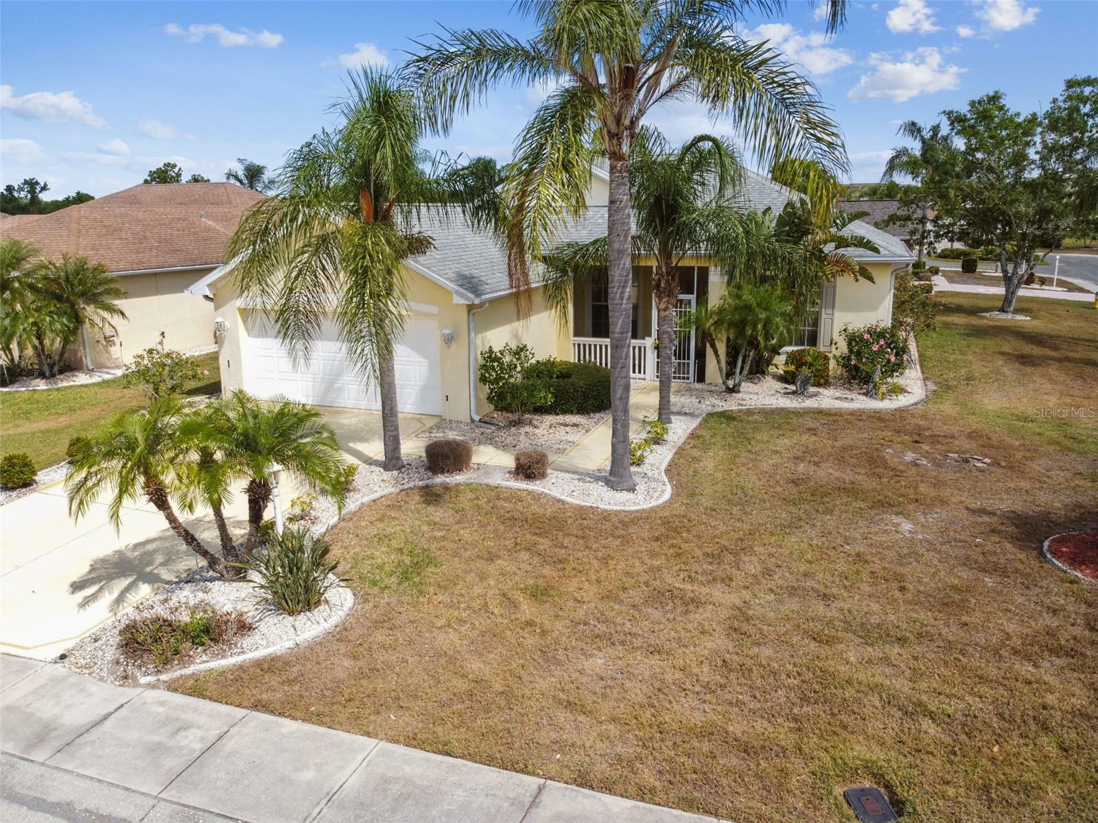 Property Photo:  2232 N Creek Court  FL 33573 