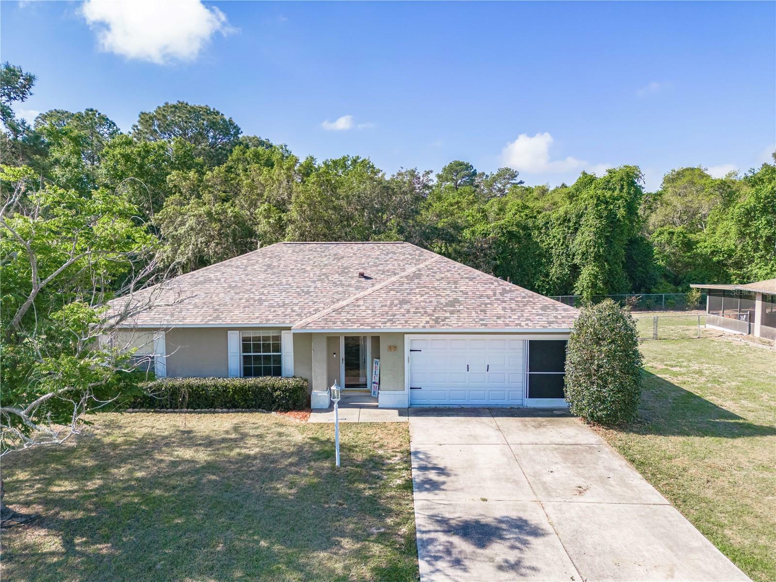 Property Photo:  18 Hickory Loop Way  FL 34472 