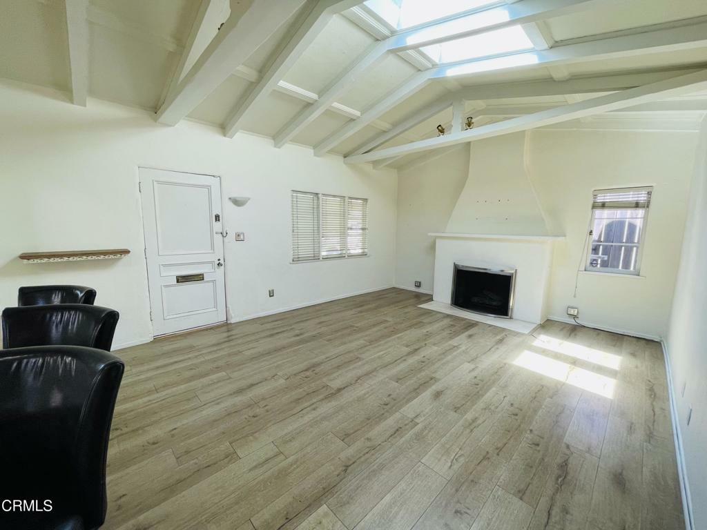 Property Photo:  424 N Ontario Street  CA 91505 