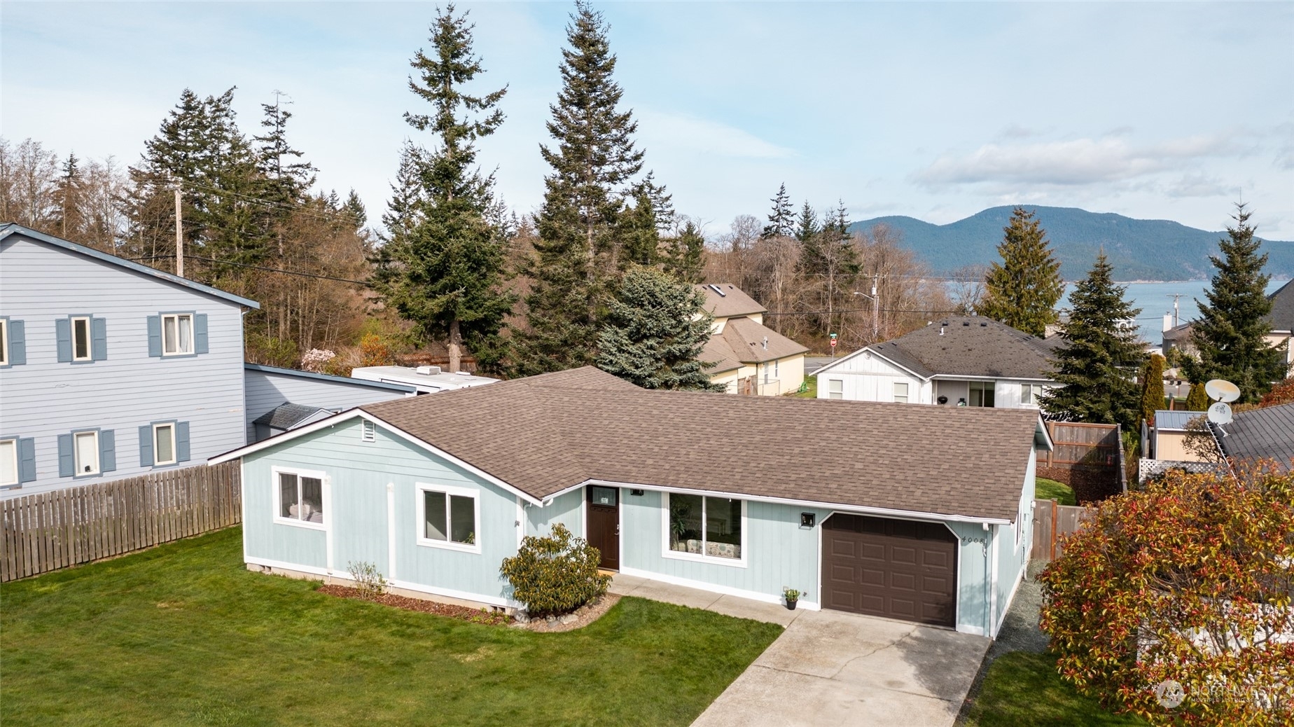 Property Photo:  4008 W 4th Street  WA 98221 