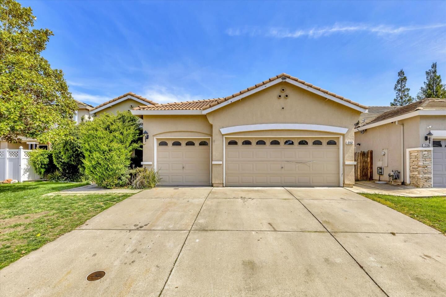 Property Photo:  2152 Celtic Drive  CA 95648 