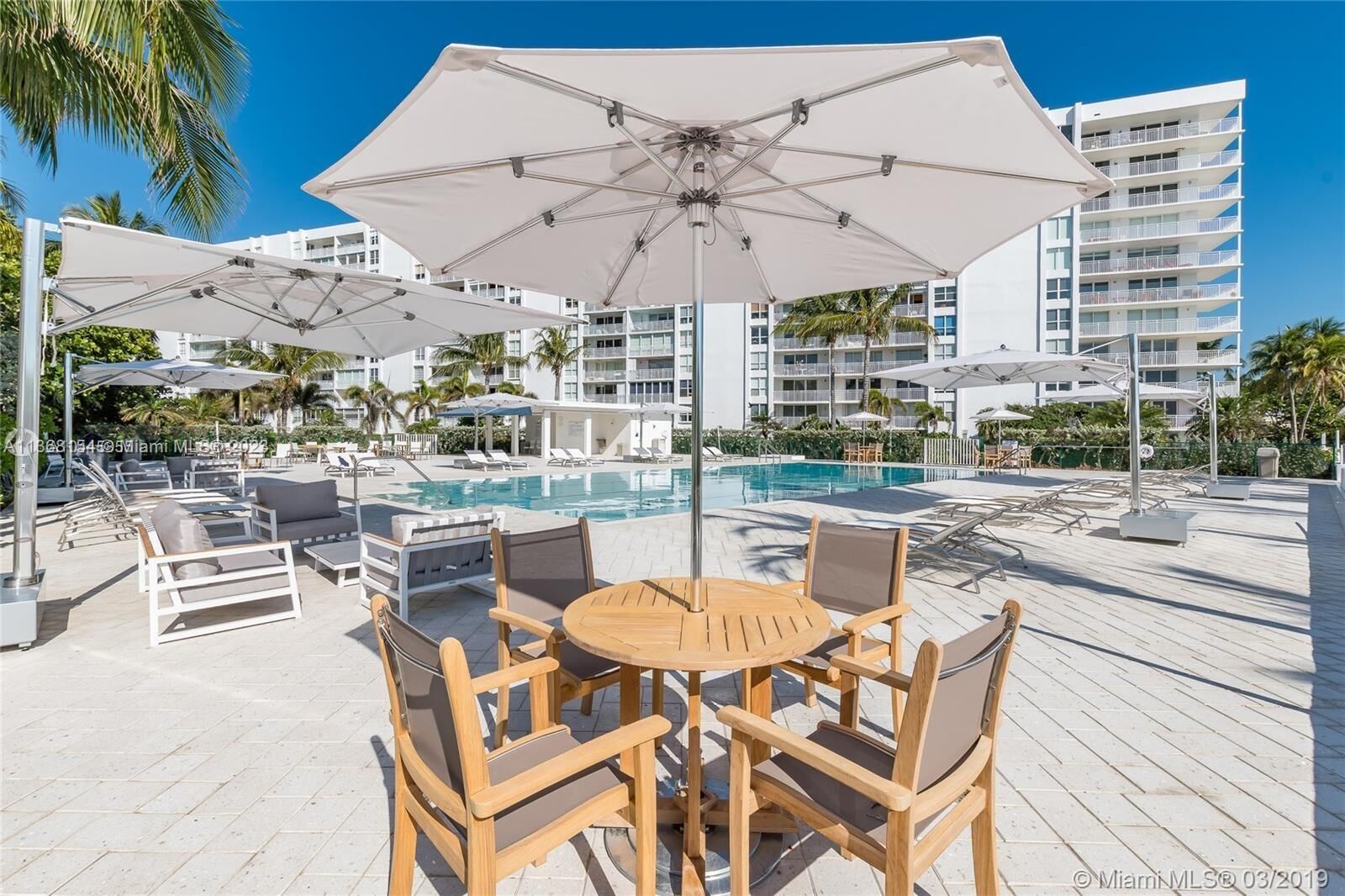 Property Photo: 613 Ocean Dr 8C FL 33149