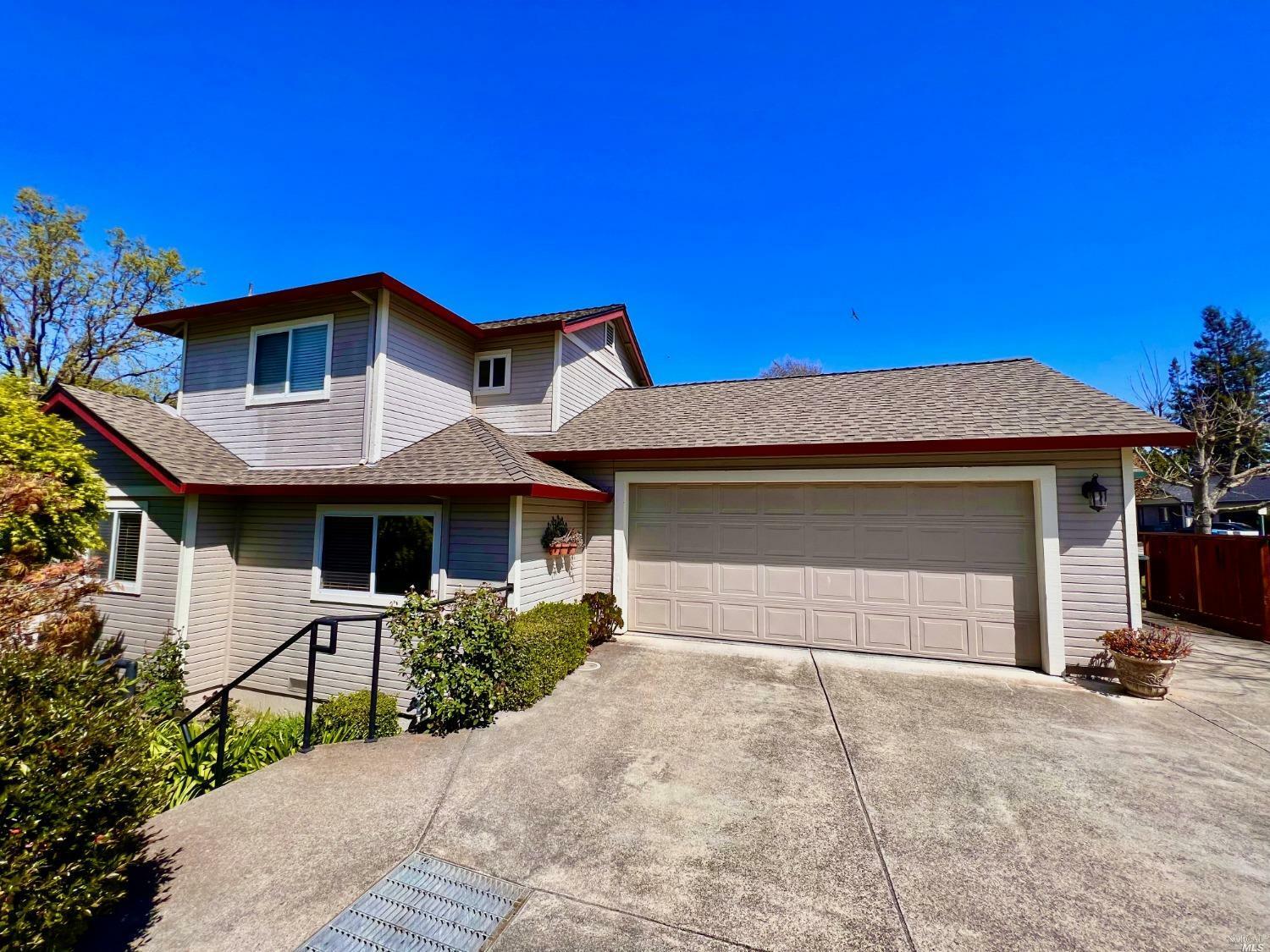 Property Photo: 1843 Rhianna Street CA 95401