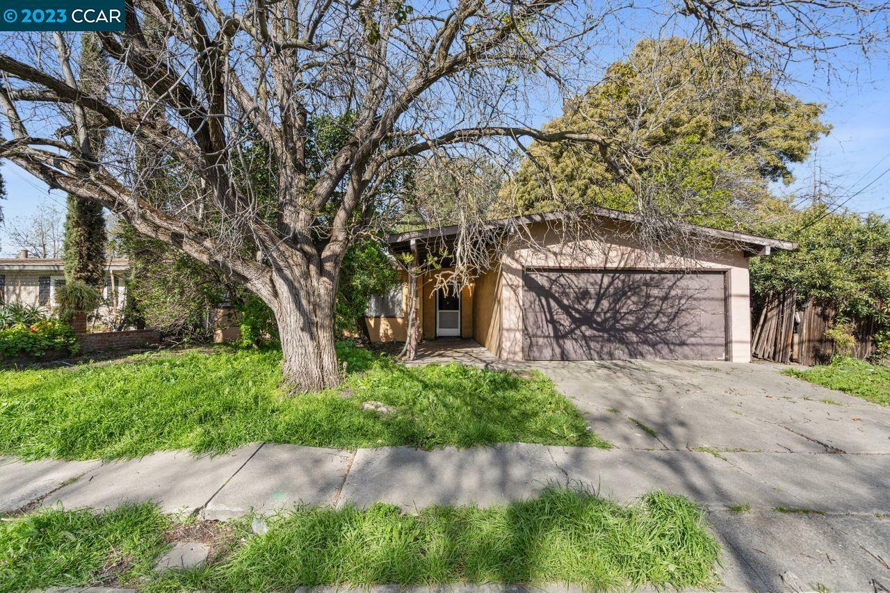 Property Photo:  2773 Mayfair Ave  CA 94520 