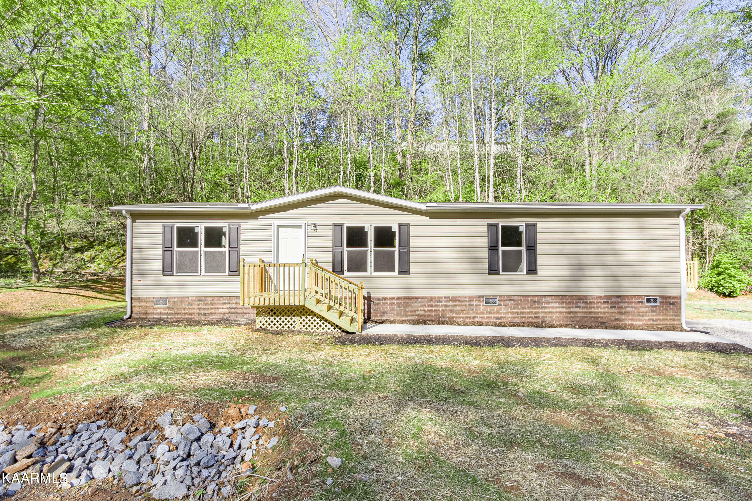 Property Photo:  202 Henderson Hollow Rd  TN 37931 