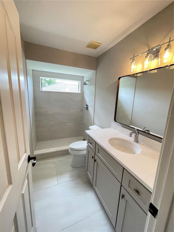 Property Photo:  2406 SE 23rd Place  FL 34471 