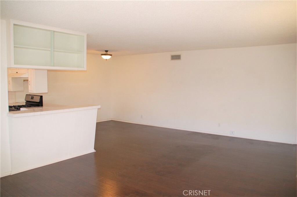 Property Photo:  4358 Mammoth Avenue 26  CA 91423 