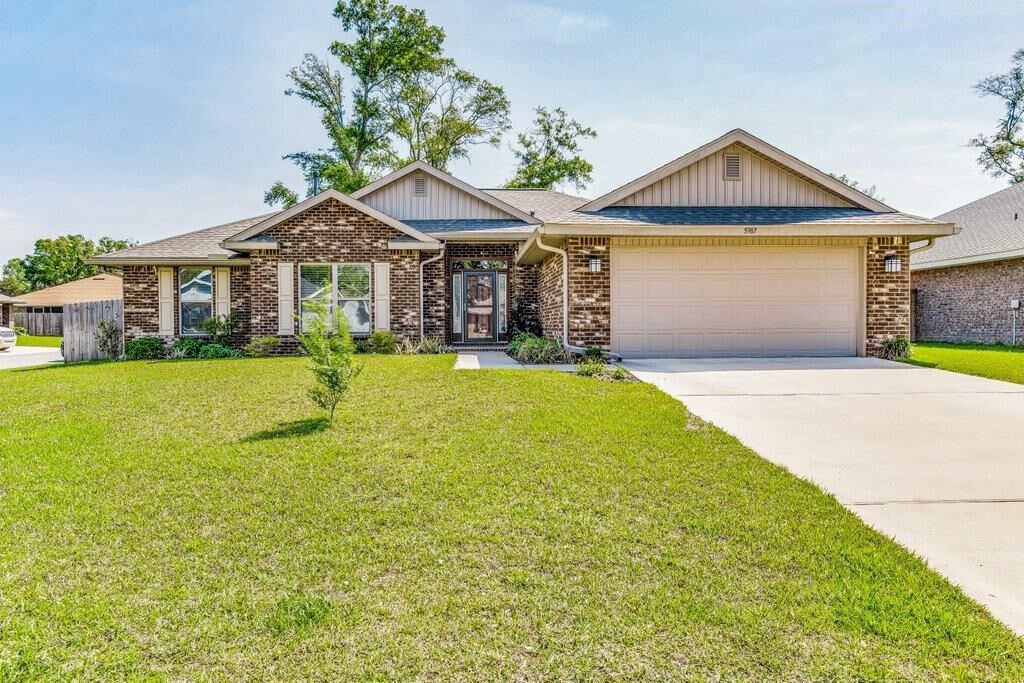 Property Photo:  5987 Makenna Dr  FL 32526 