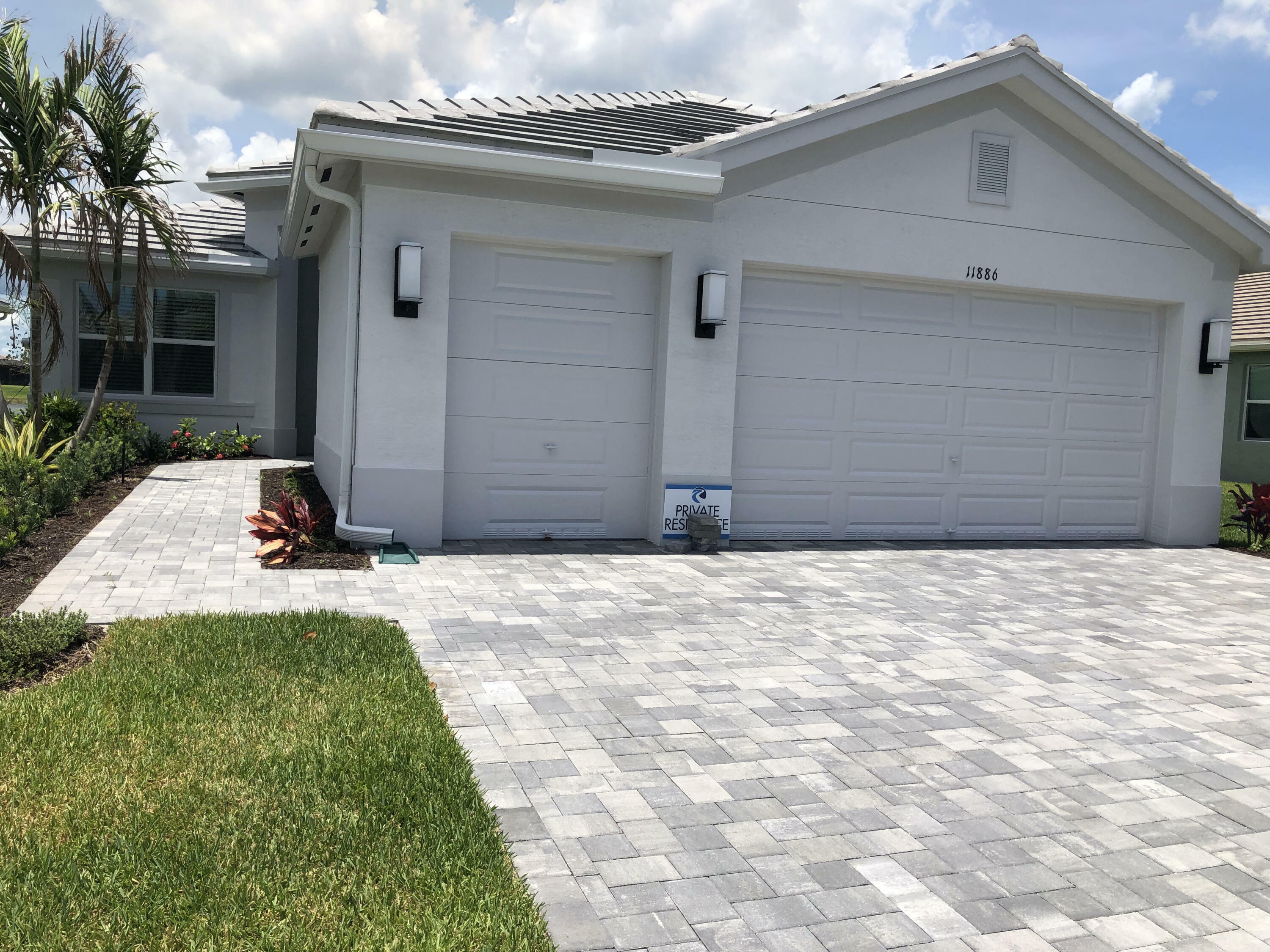 Property Photo:  11886 SW Poseidon Way  FL 34987 