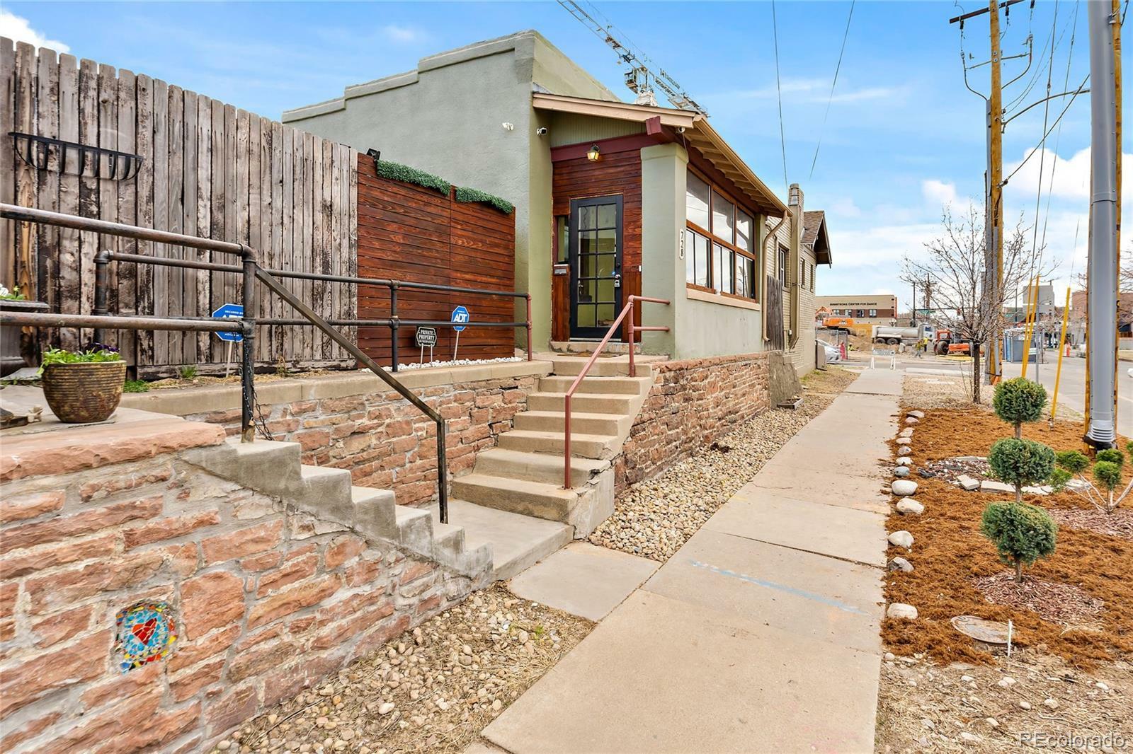 Property Photo:  728 W 11th Avenue  CO 80204 