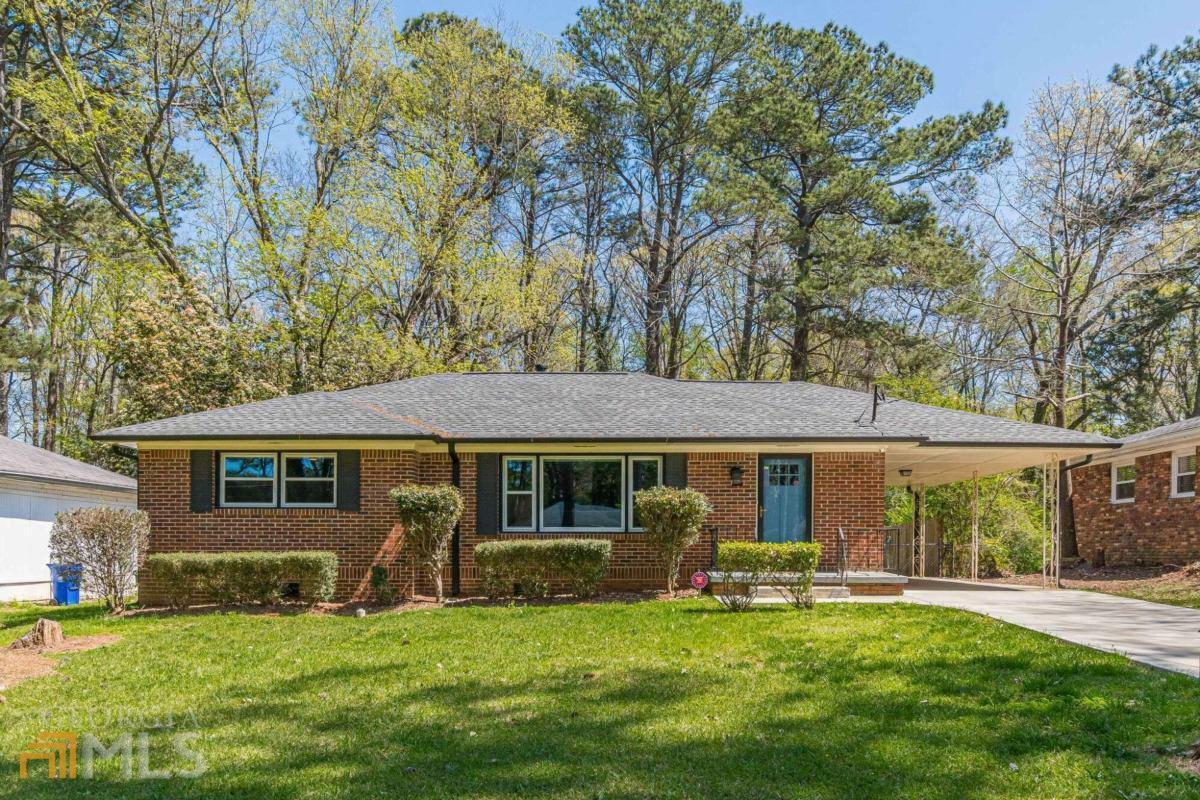 Property Photo:  1112 Longshore Drive  GA 30032 