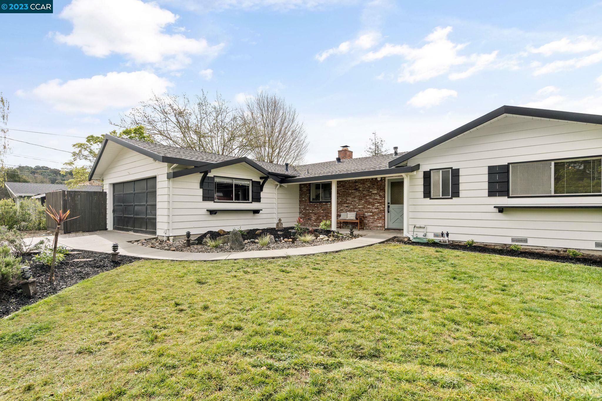 Property Photo: 1024 Sanders Dr CA 94556
