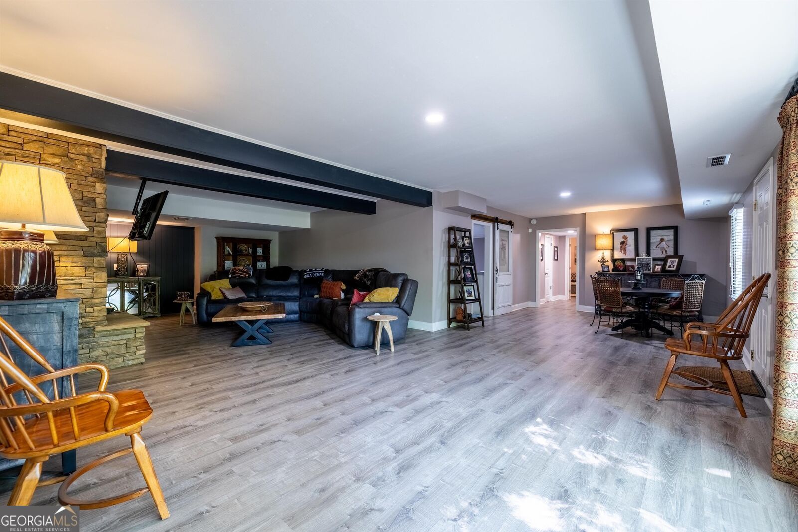 Property Photo: 19 Virginia Circle GA 30161