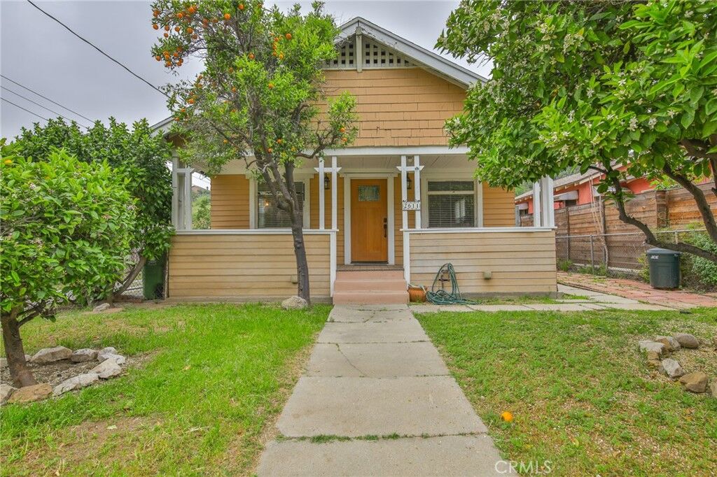 Property Photo:  2609 Lincoln Park Avenue  CA 90031 