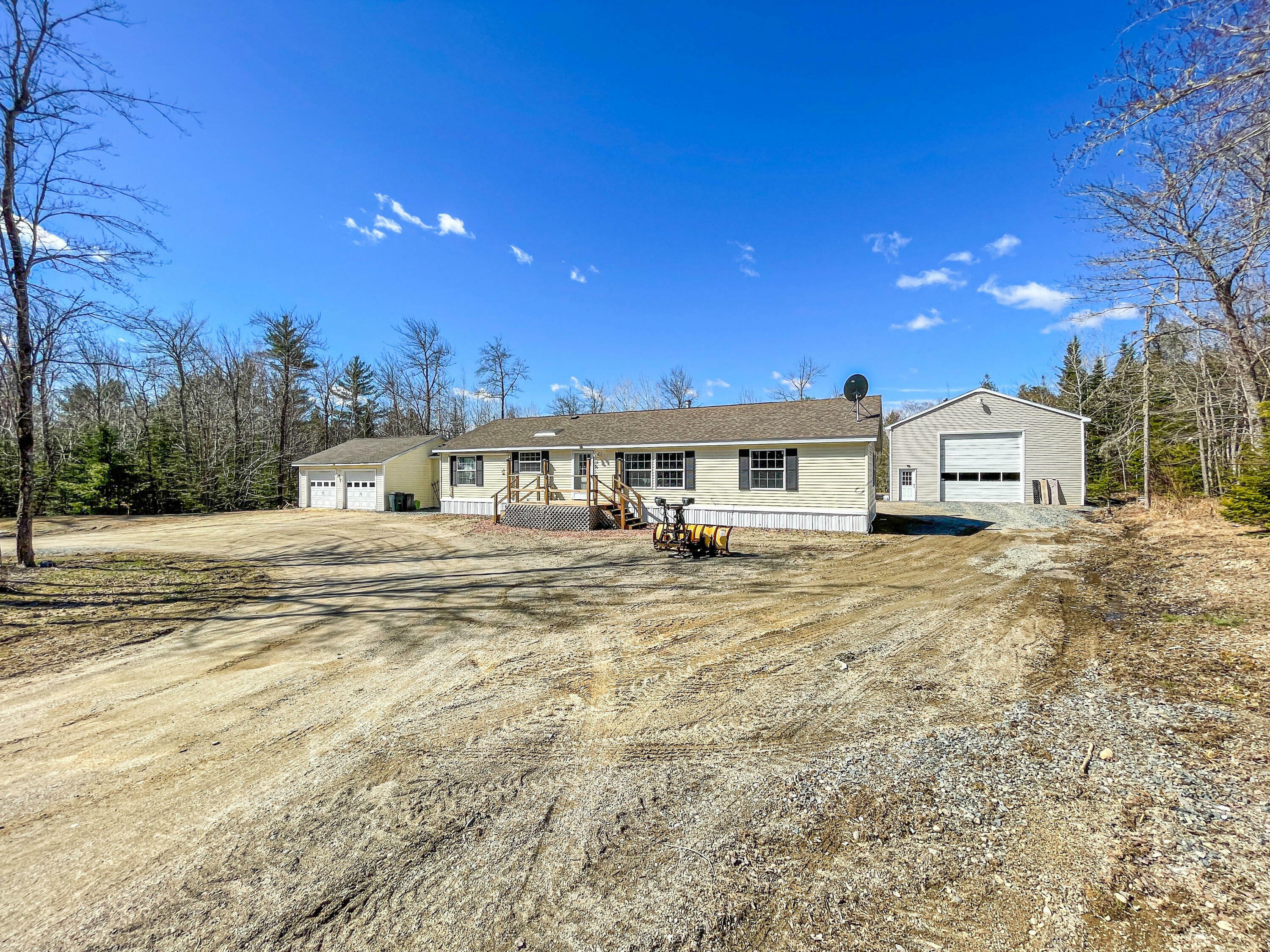 Property Photo:  101 Upper Boggy Brook Road  ME 04605 