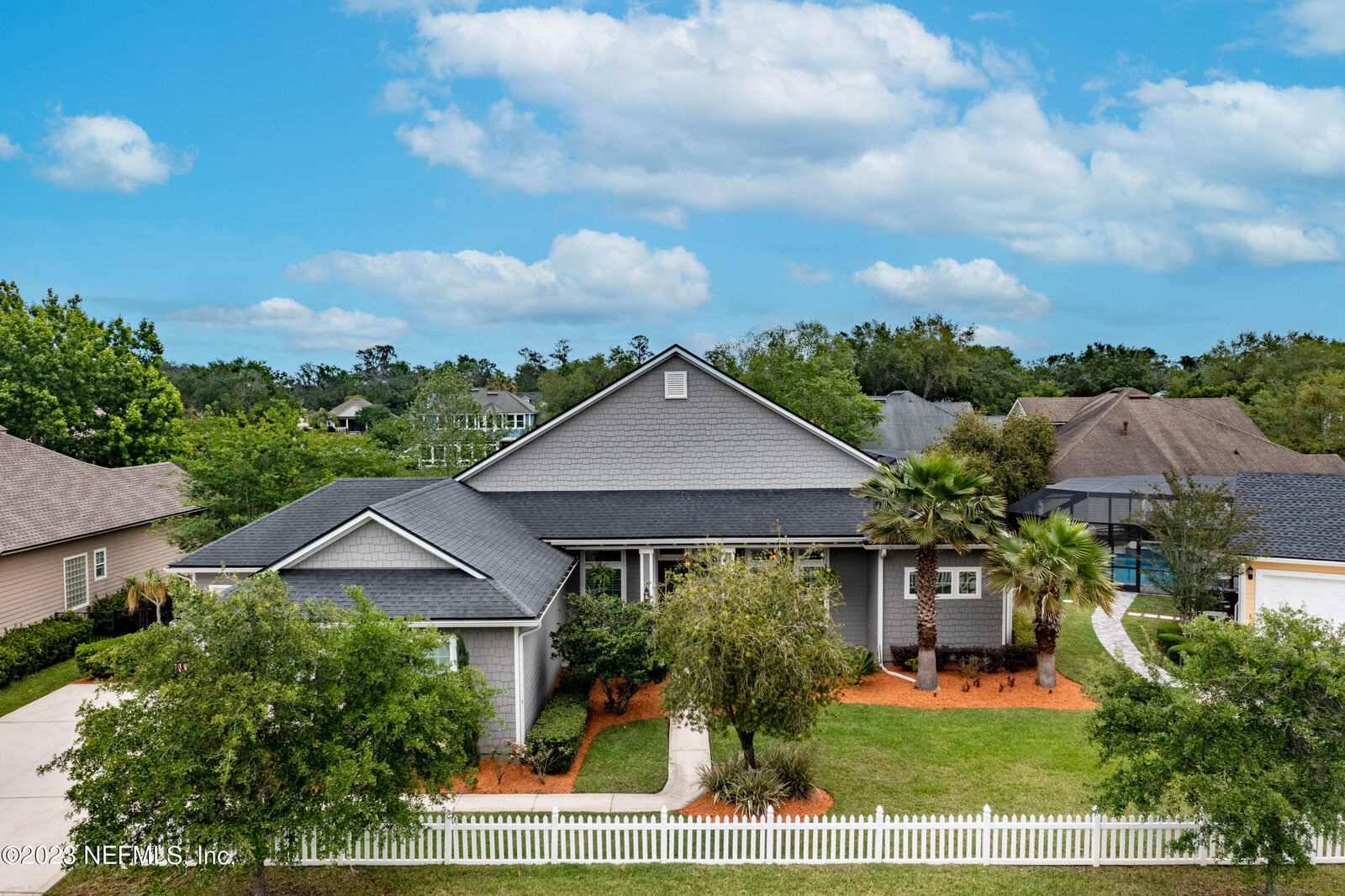 Property Photo: 1834 Moorings Circle FL 32068