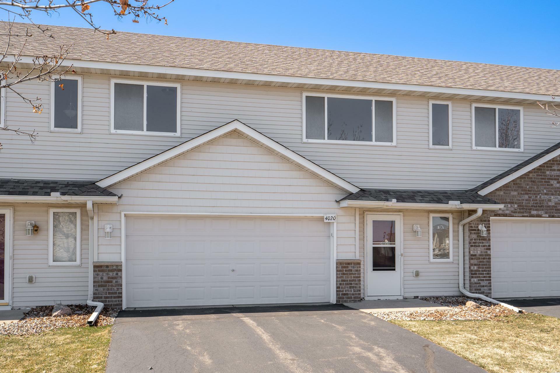 Property Photo:  4020 Blakewood Drive  MN 55379 