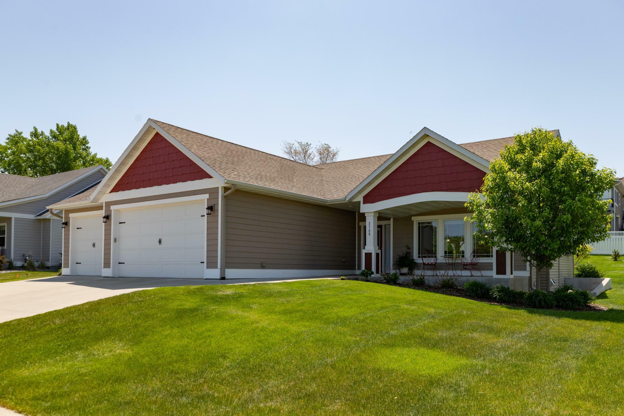 Property Photo: 2708 Tee Time Road SE MN 55904