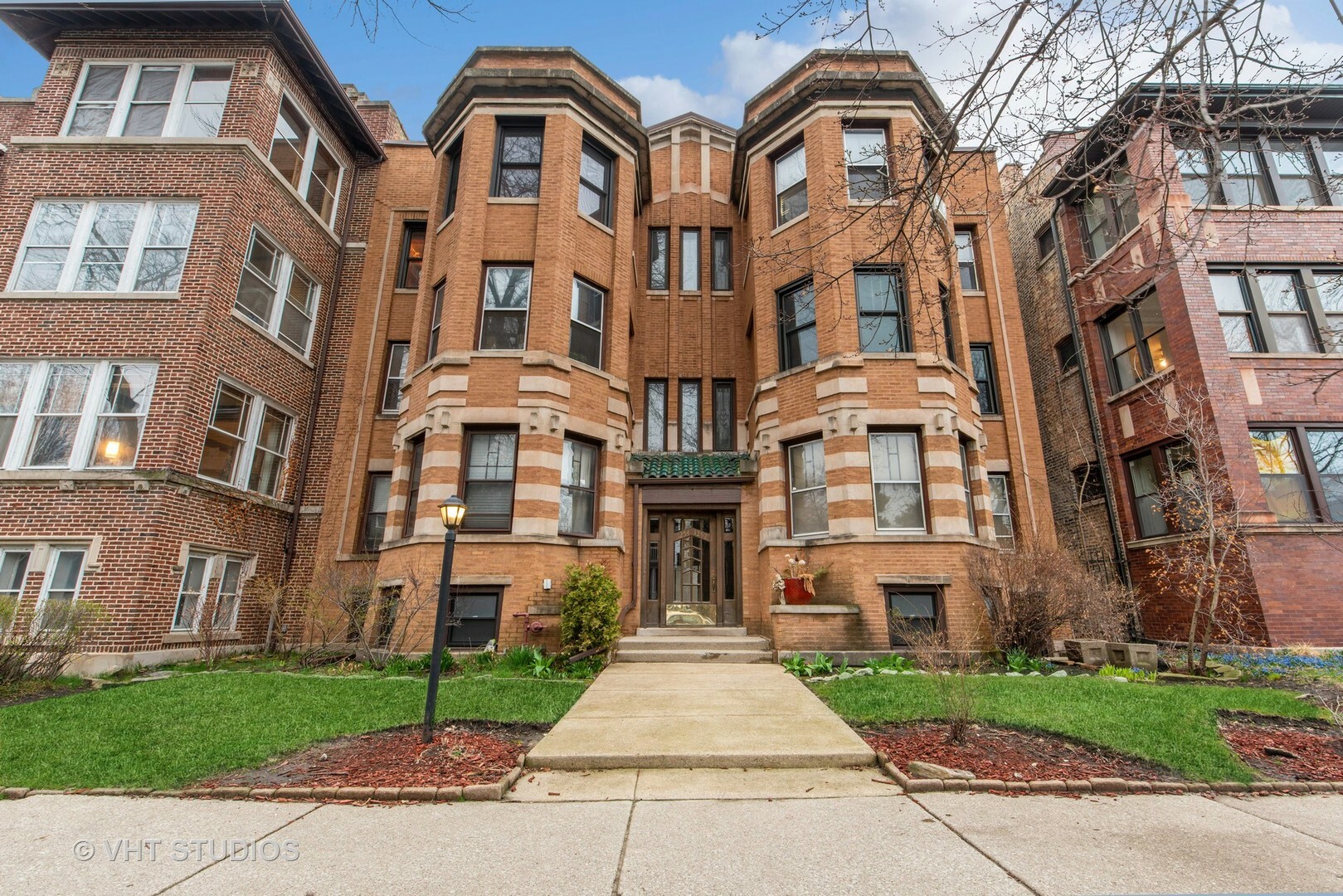 1254 W Columbia Avenue 3W  Chicago IL 60626 photo