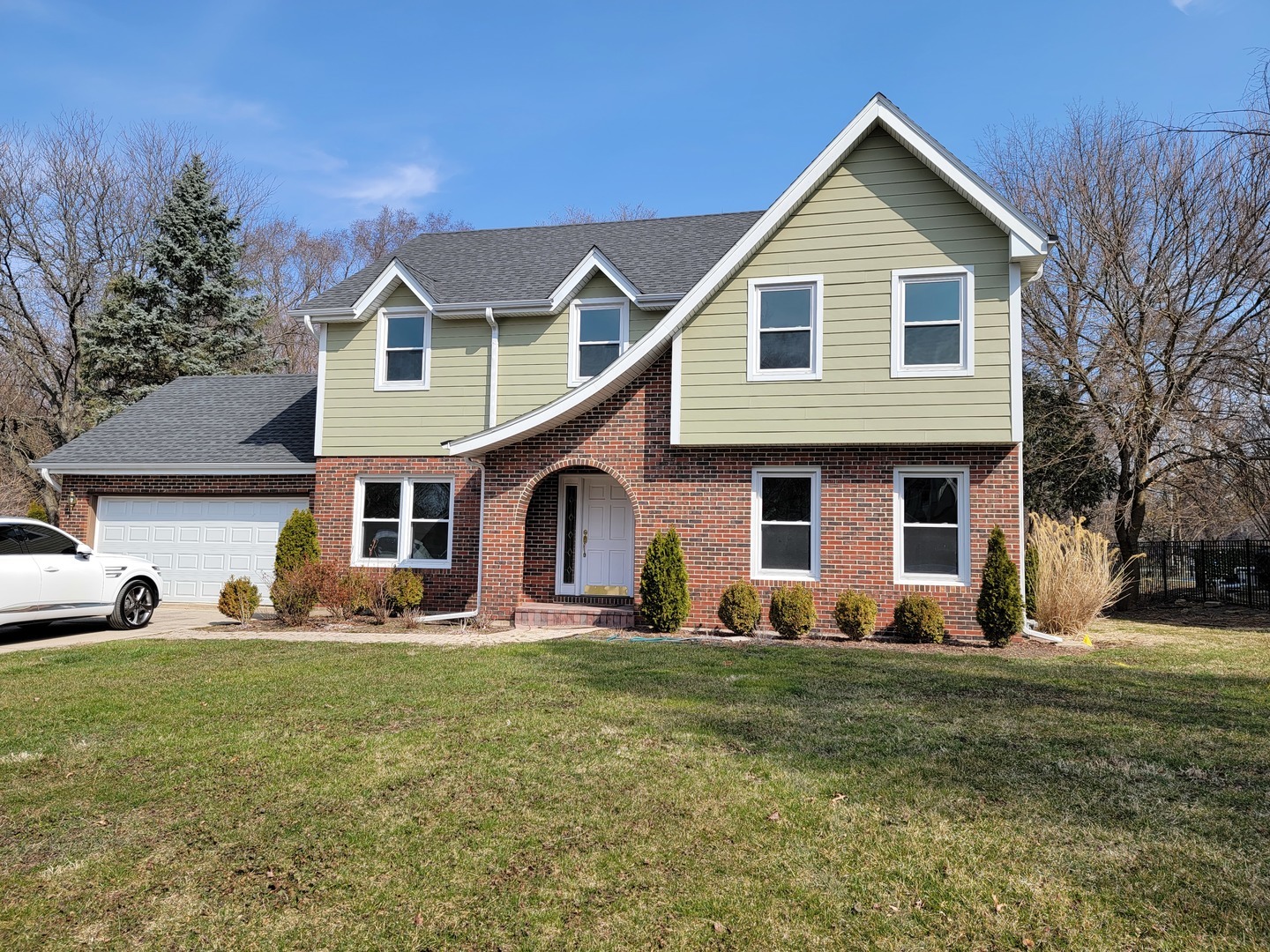 Property Photo:  509 Bernie Court  IL 60565 