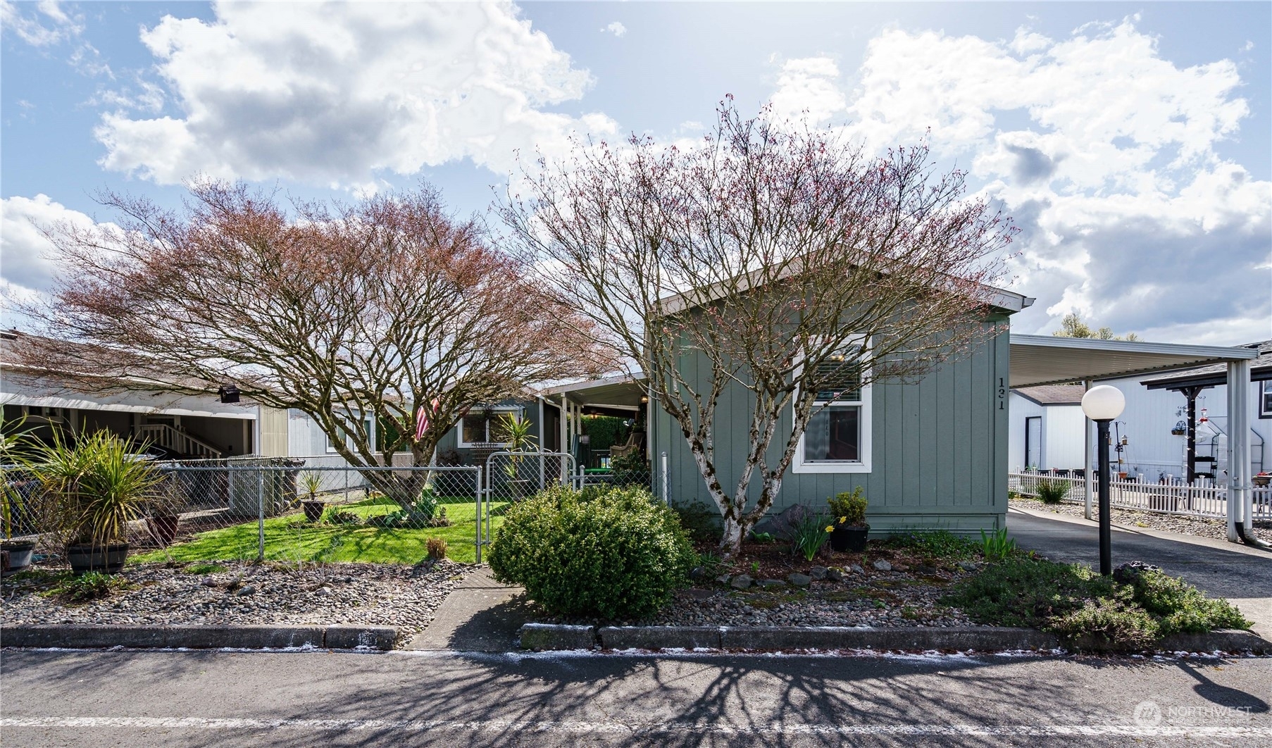 Property Photo:  131 Arlington Place  WA 98632 