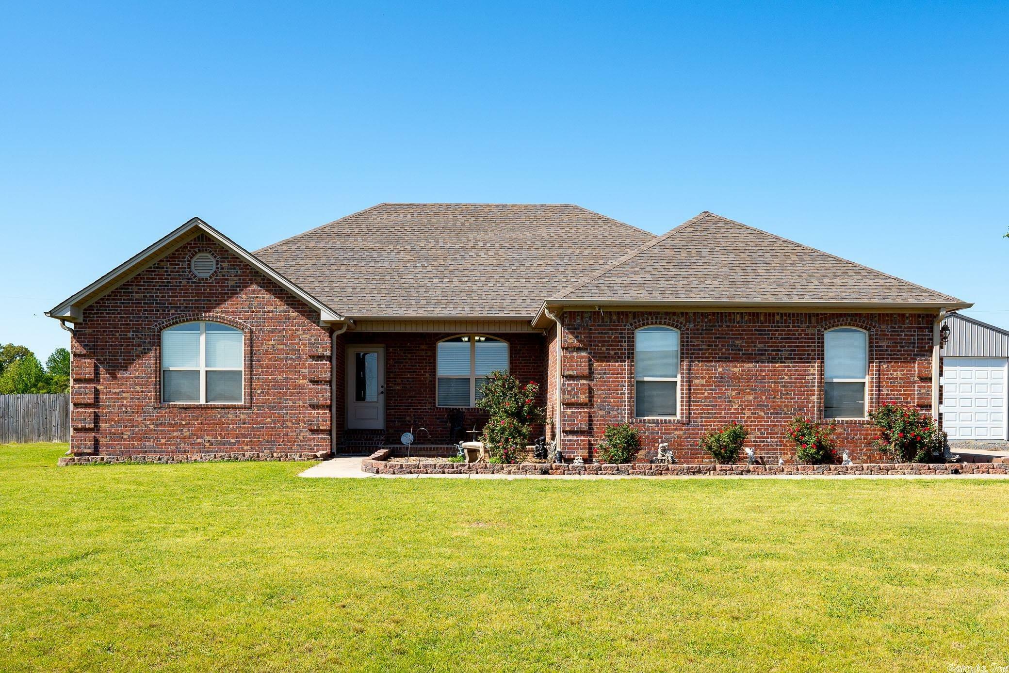 Property Photo:  253 Cinel Loop  AR 72007 