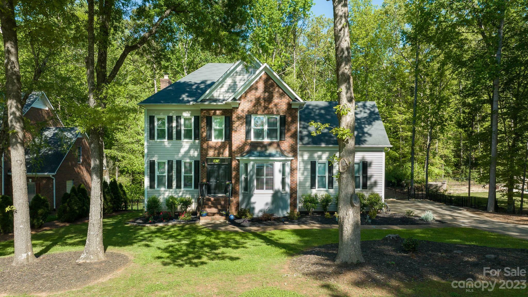 Property Photo: 2070 Cavendale Drive SC 29732