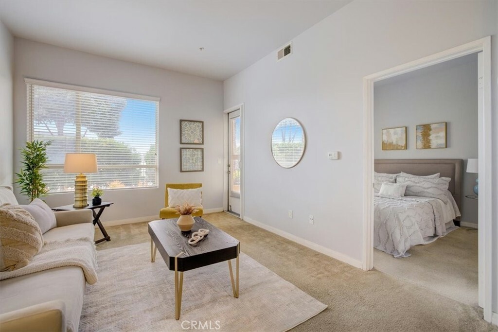 Property Photo:  2742 Cabrillo Avenue 102  CA 90501 