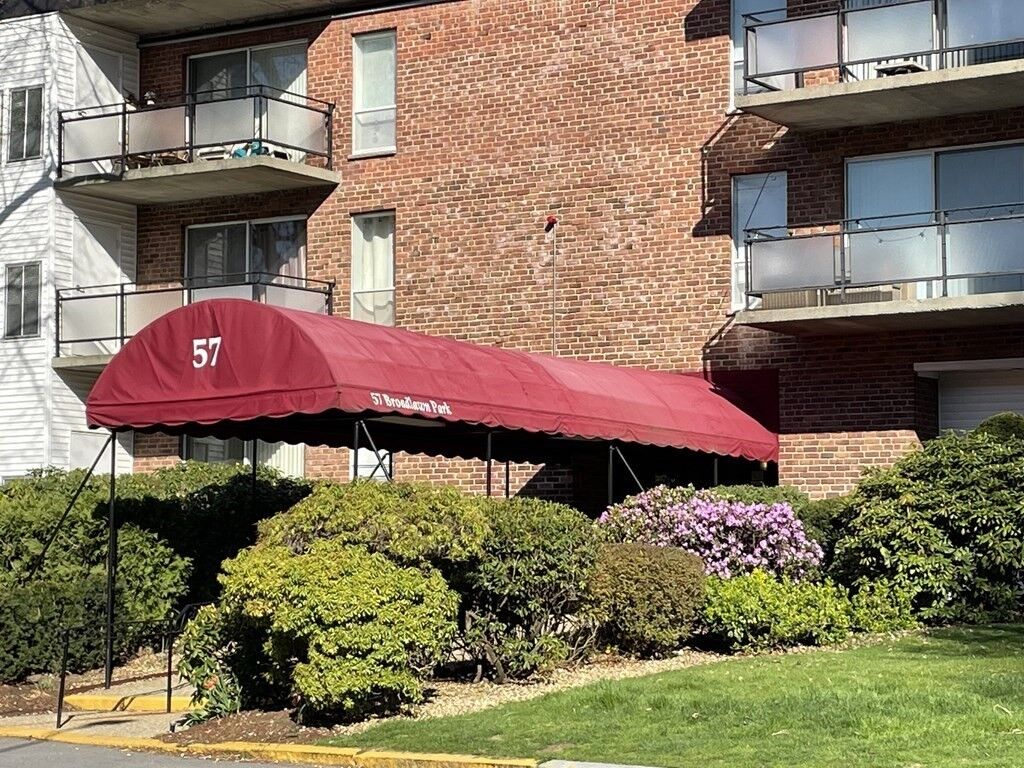 Property Photo:  57 Broadlawn Park 9A  MA 02467 