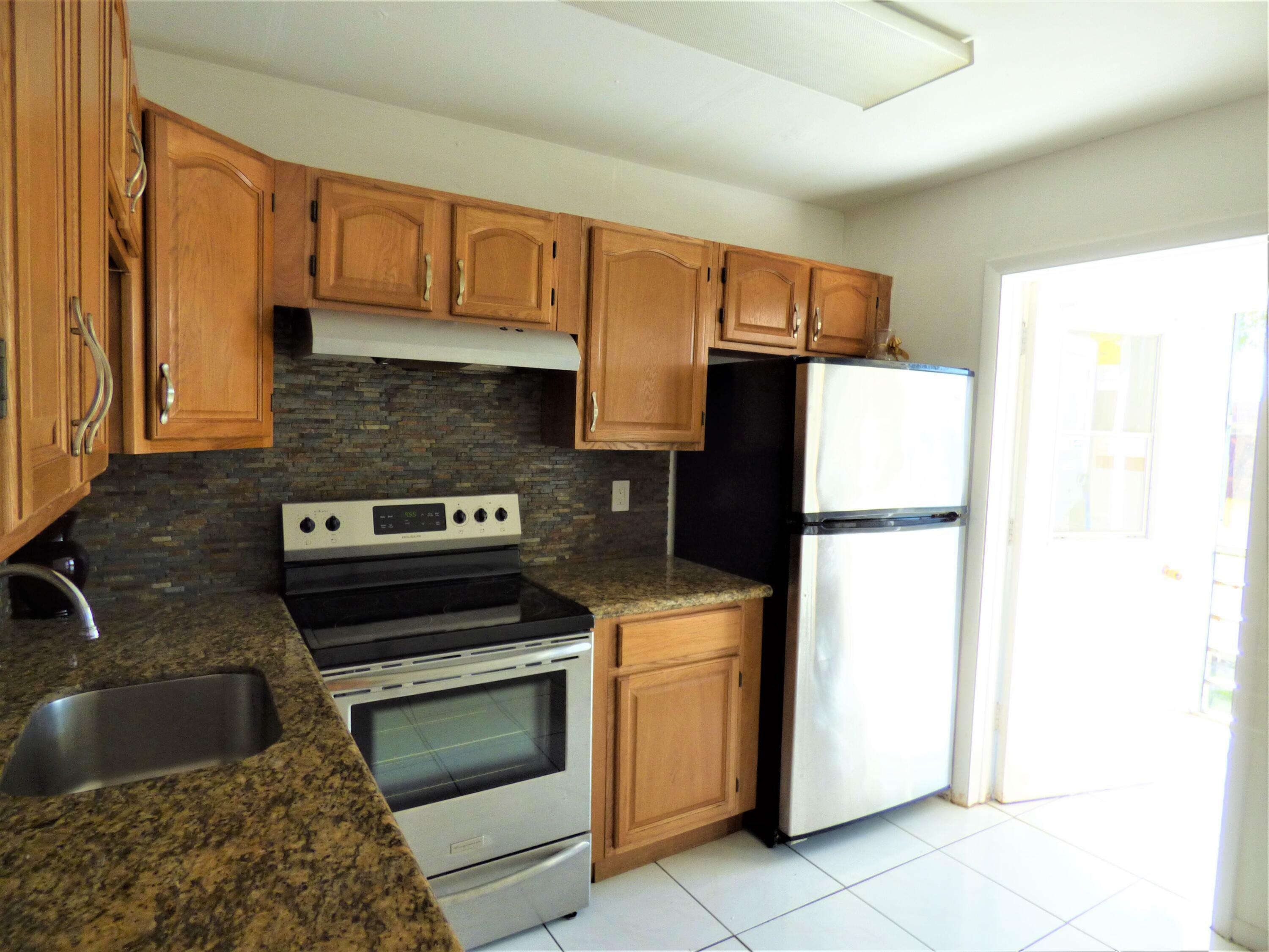 Property Photo:  3777 NW 78th Avenue 6E  FL 33024 