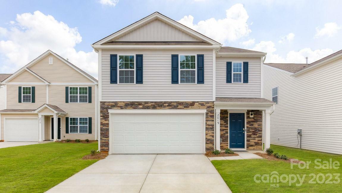 Property Photo: 1605 Blue Velvet Lane NC 28034
