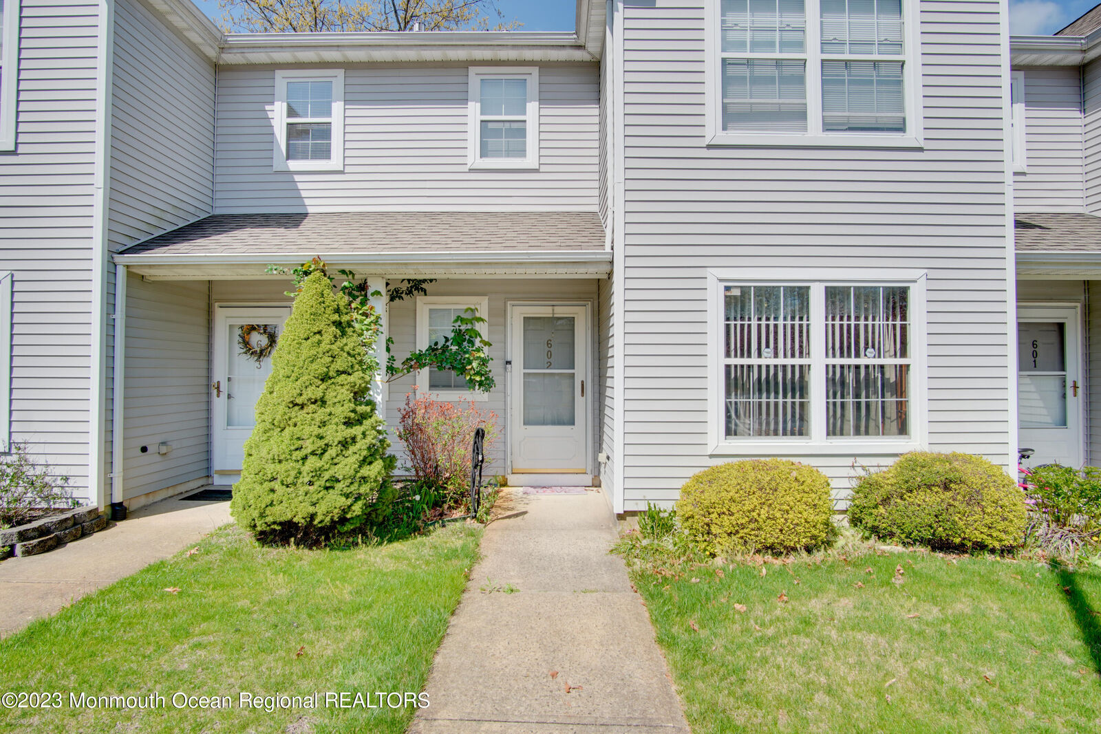 Property Photo:  602 Horizon Drive  NJ 08755 