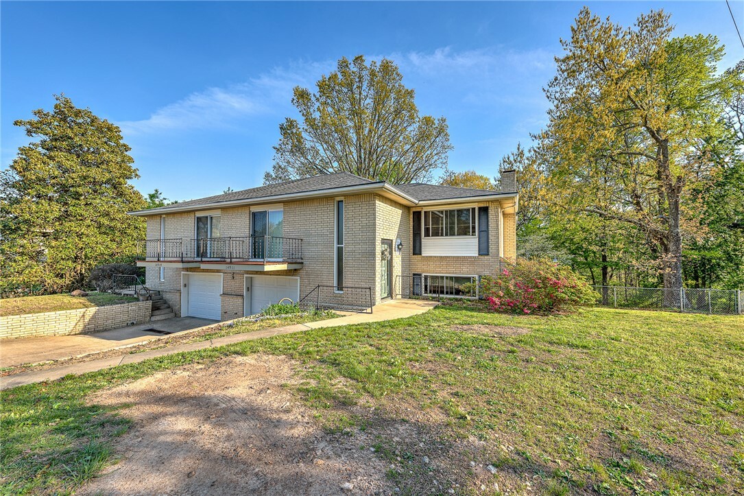 Property Photo:  14911 & 14919 Dutchmans Drive  AR 72756 