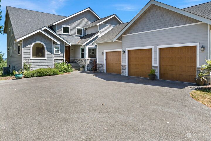 Property Photo: 889 9th Avenue WA 98333