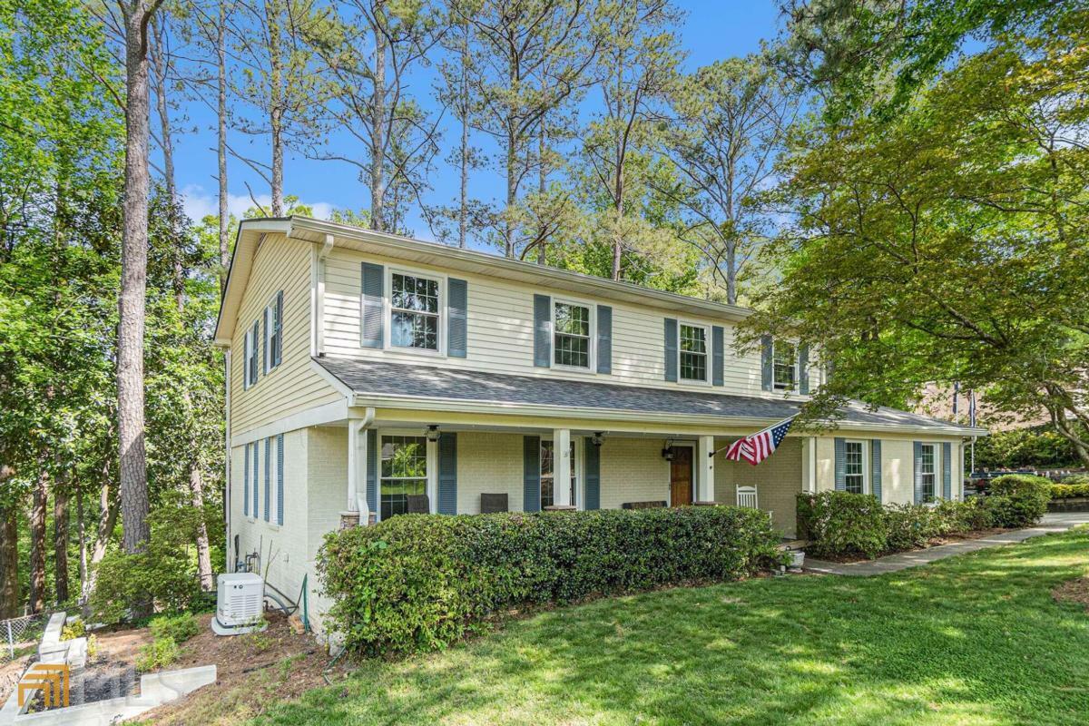 Property Photo:  1050 Wordsworth Drive  GA 30075 