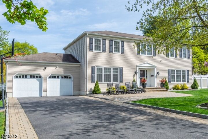 11 Totty Ct  Florham Park Boro NJ 07932 photo