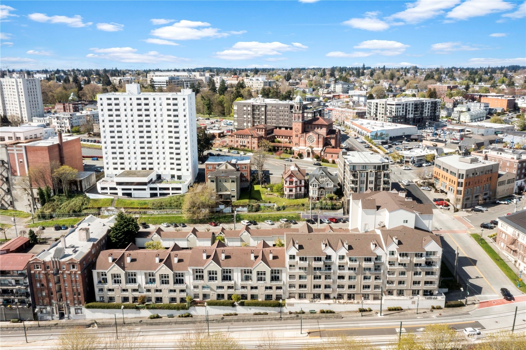 Property Photo:  1 Broadway 720  WA 98402 