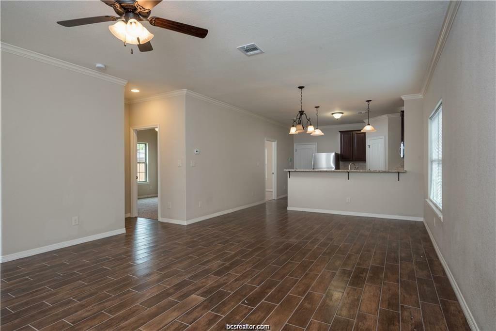 Property Photo:  304 Cooner St Street B  TX 77840 