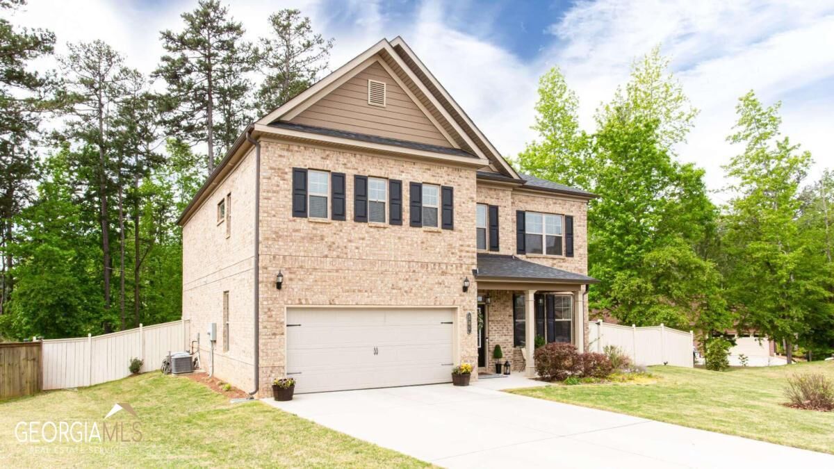Property Photo: 580 Mabry Place GA 30017