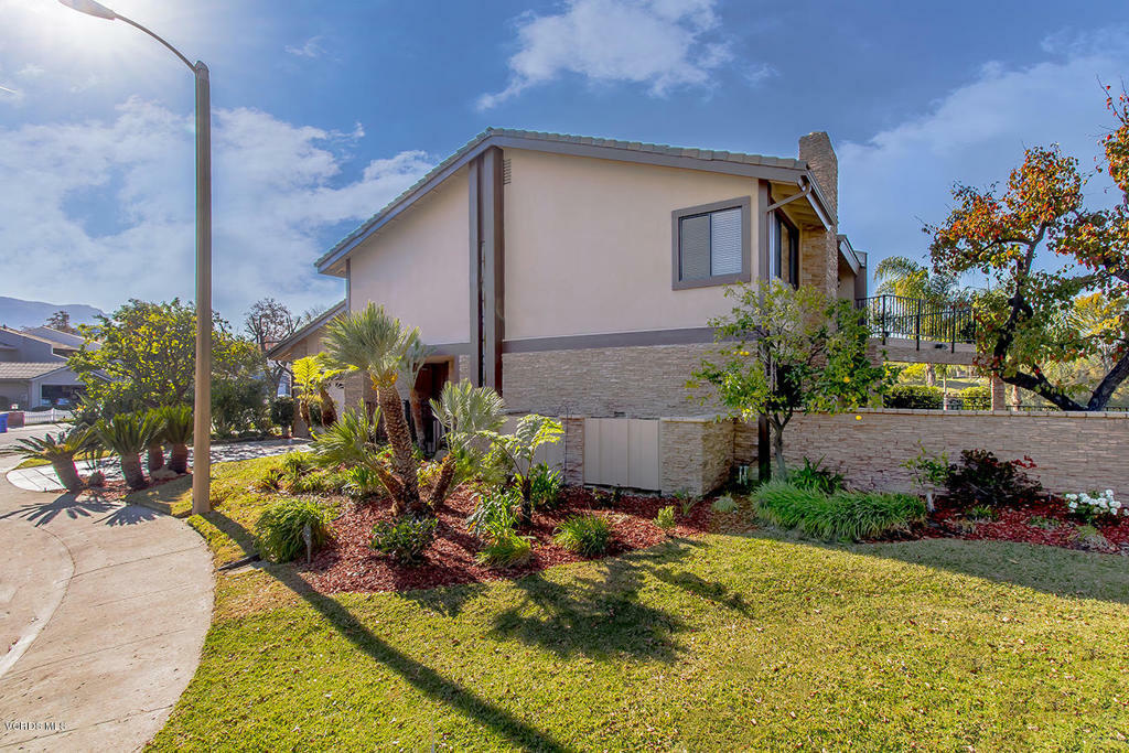 Property Photo: 2399 Windward Circle CA 91361