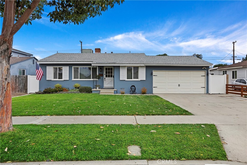 Property Photo: 437 W Southgate Avenue CA 92832