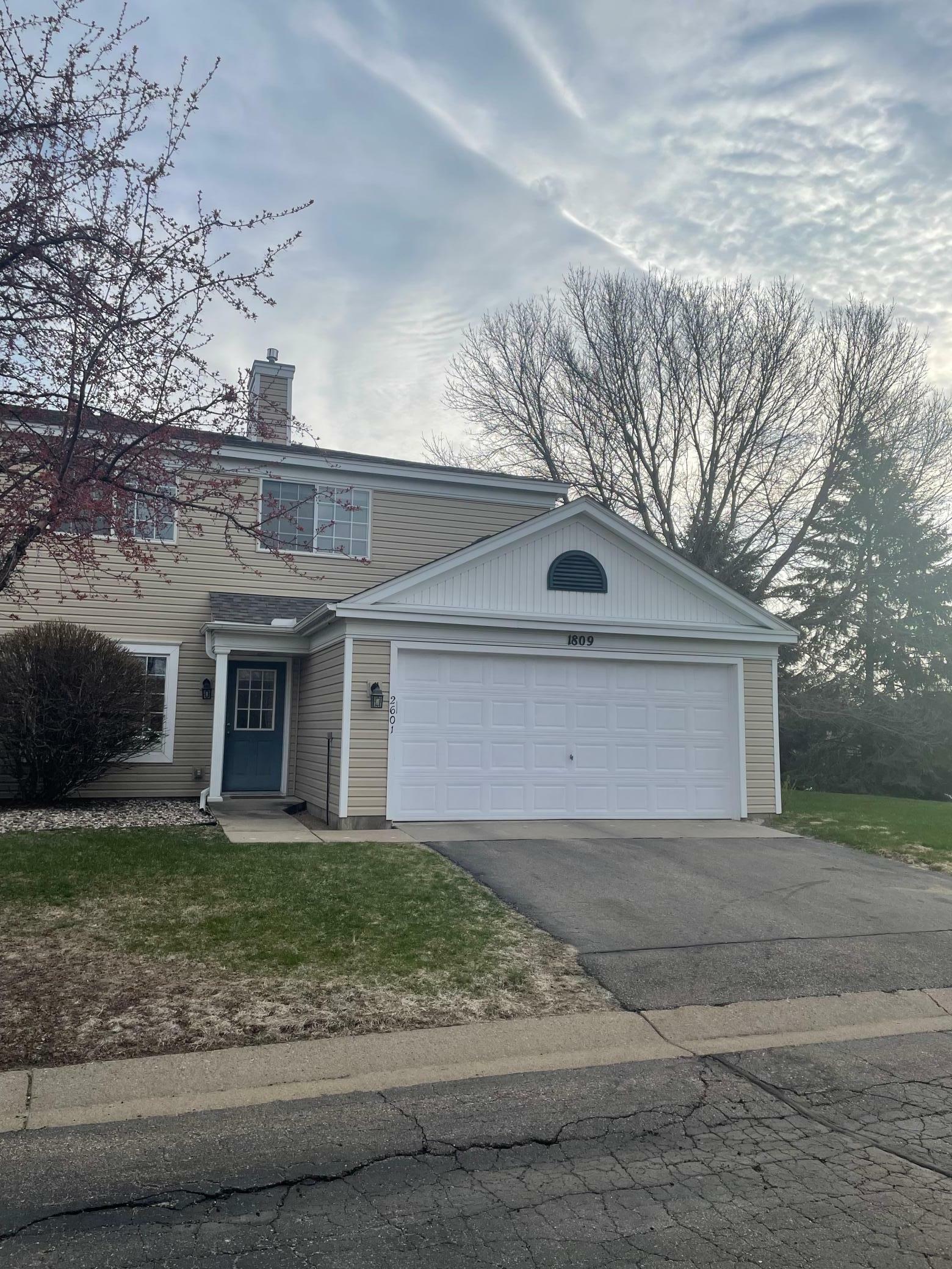 Property Photo: 1809 Southcross Drive W 2601 MN 55306